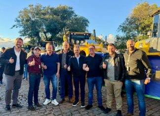 LAPA COMEMORA 257 ANOS COM ENTREGA DE MAQUINÁRIOS